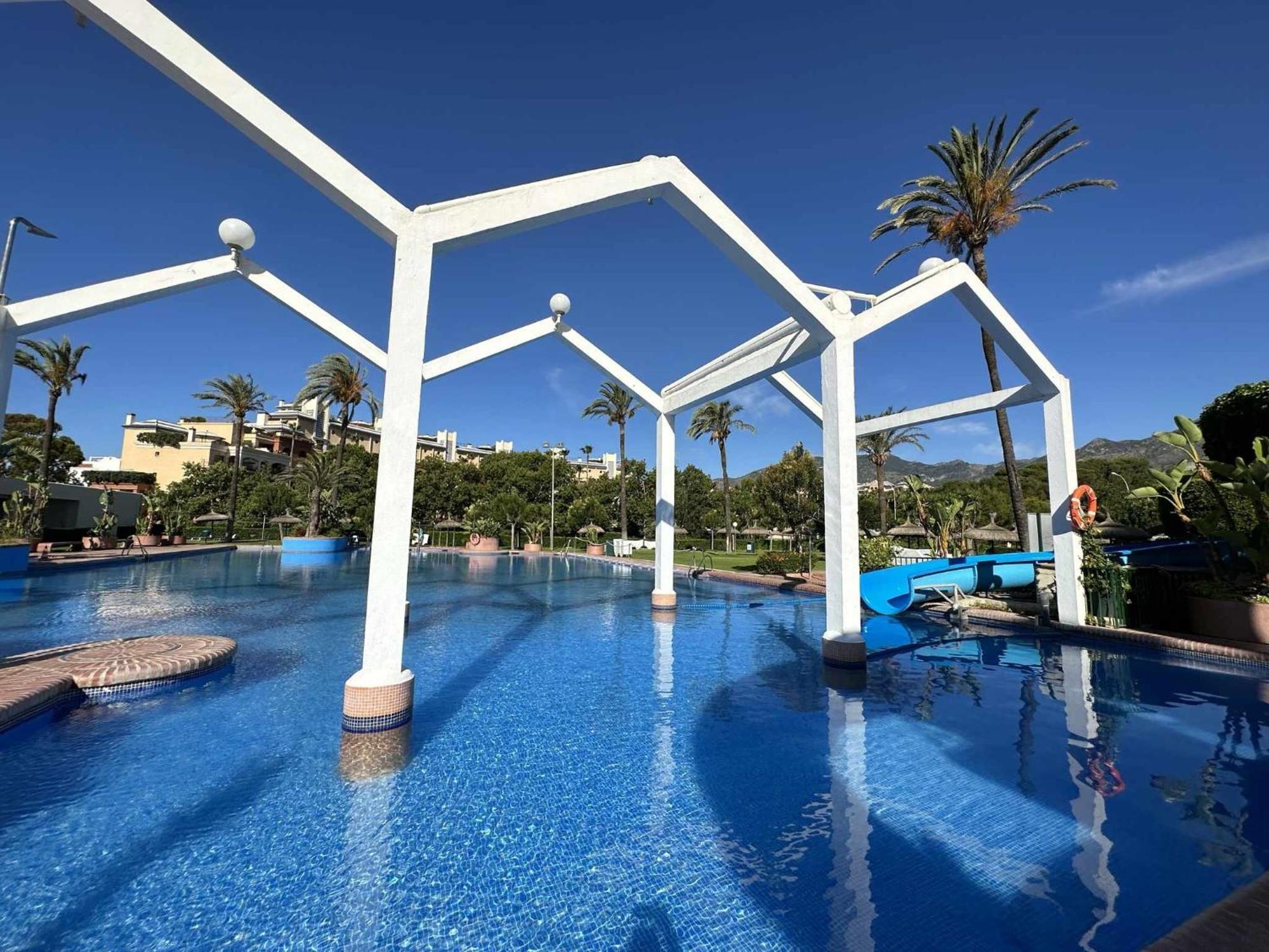 Luxury Frontal Al Mar Benalbeach ベナルマデナ エクステリア 写真